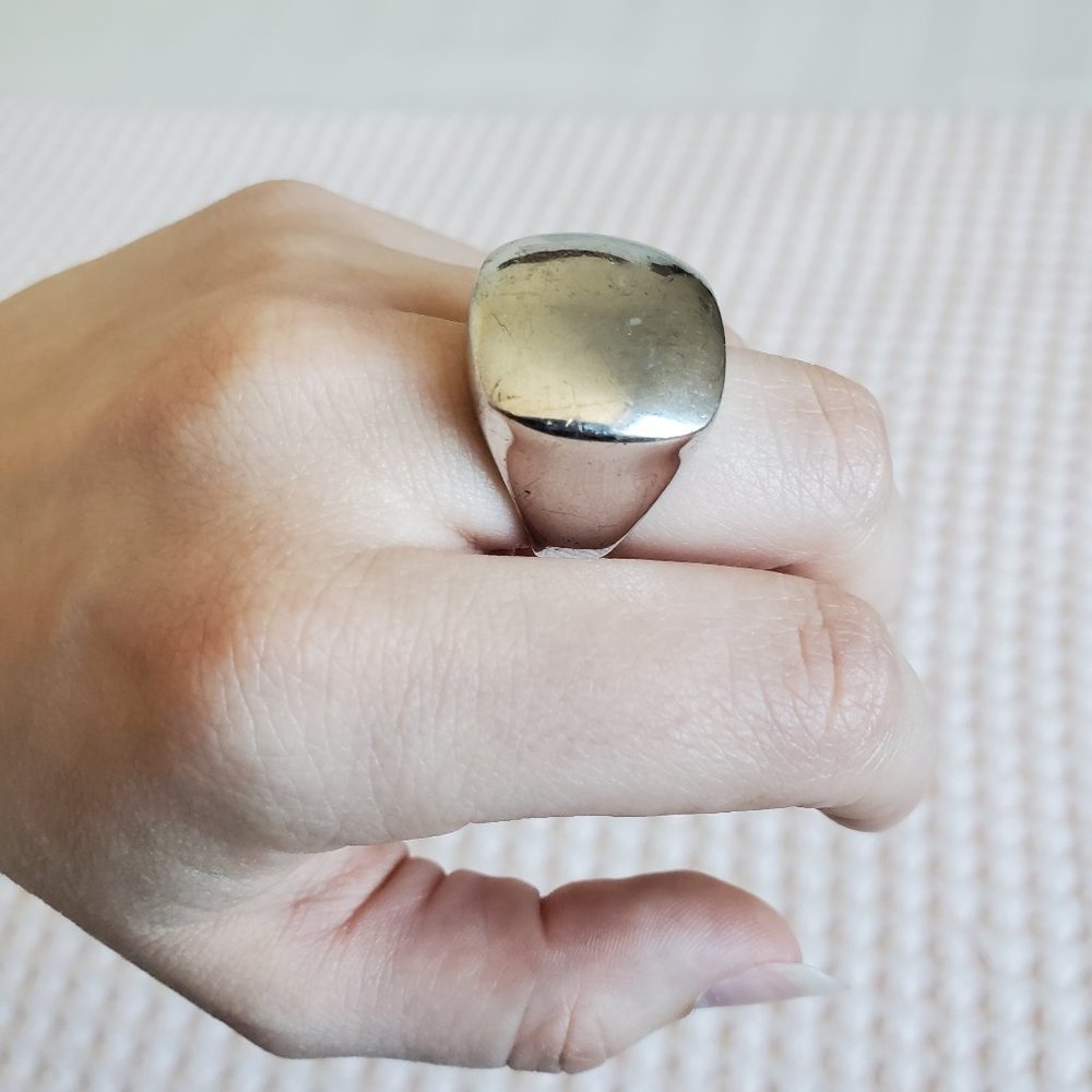 Sterling Silver dome ring, size 8.5 (18.5mm)